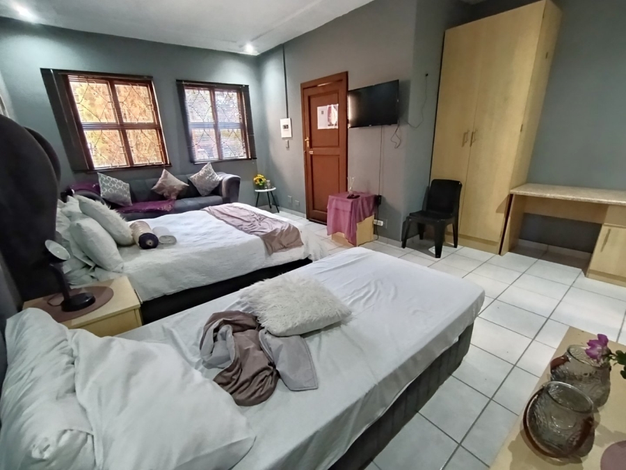 1 Bedroom Property for Sale in Brandwag Free State